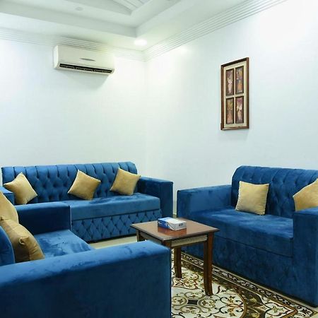 شقق جنان المفروشة Jenaan Apartments Nadzsran Kültér fotó